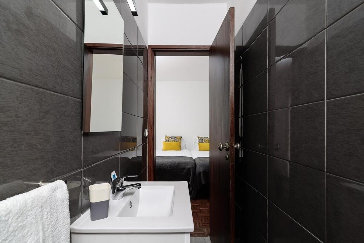 Casa 2 Irmaos Bed & Breakfast Lagos